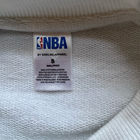 Women’s NBA Minnesota Timberwolves pullover crew sweatshirt. Size small - Picture 9 of 16